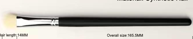 BK12 Large eyeshadow brush