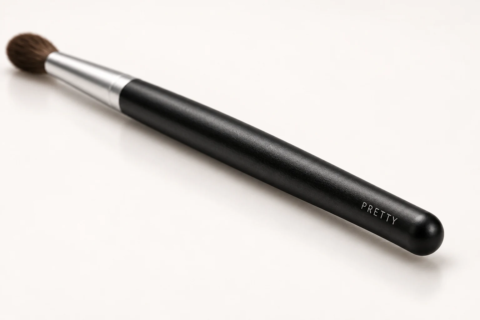 Fine eye-detail brush concept: slender black handle, AI detail visualization
