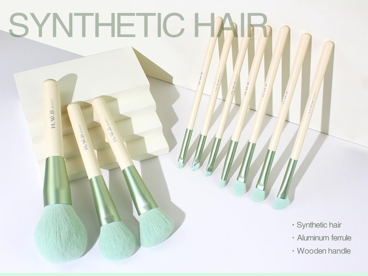 CAT-p020-set: Cream handles mint ferrules and mint bristles