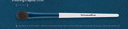 EN-p012-c06: Large eyeshadow - White handles, reflective-blue ferrules, pale brown heads