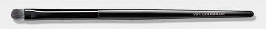 EN-p013-c10: Small eyeshadow - Black handles and ferrules; gray/white heads