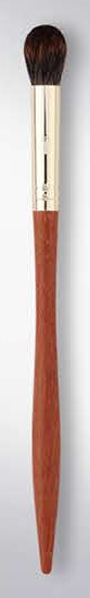 EN-p019-c05: Rounded blending - Red-brown handles, gold-tone ferrules, brown heads