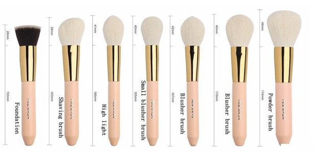 Peach-gold-tone large brush specification grid