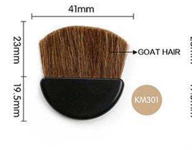 Rounded compact cosmetic brush KM301