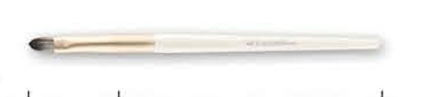 Lip - White handles, gold-tone ferrules, pale brown heads