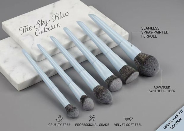 Pale-blue six-brush collection