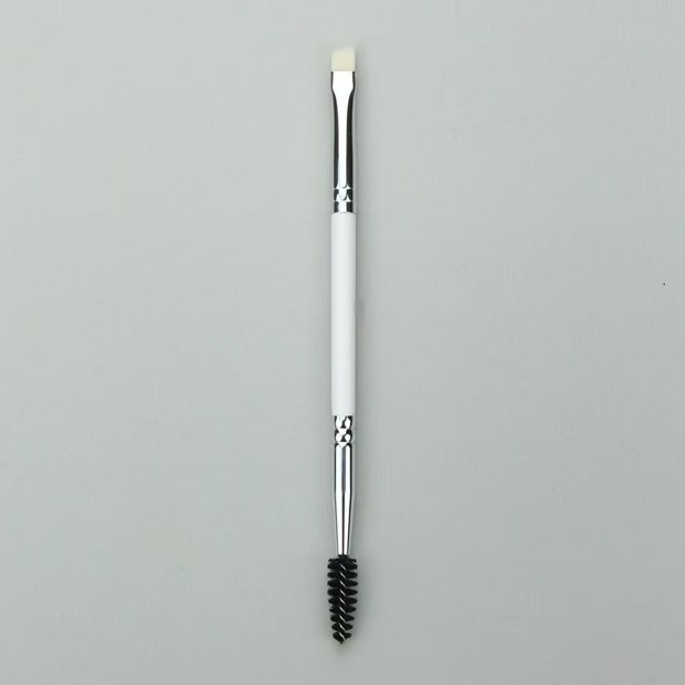 White-handle angled-and-spoolie brow brush