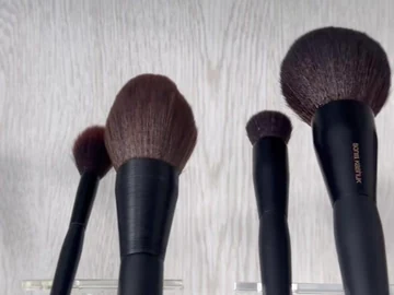 Long black-handle powder and detail brush samples