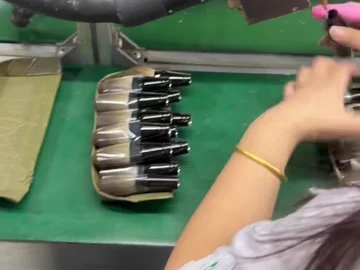 Brush components at a bench workstation